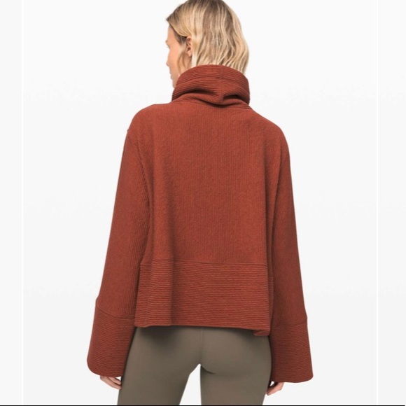 RARE Lululemon Retreat Yourself Pullover - Picture 2 of 8